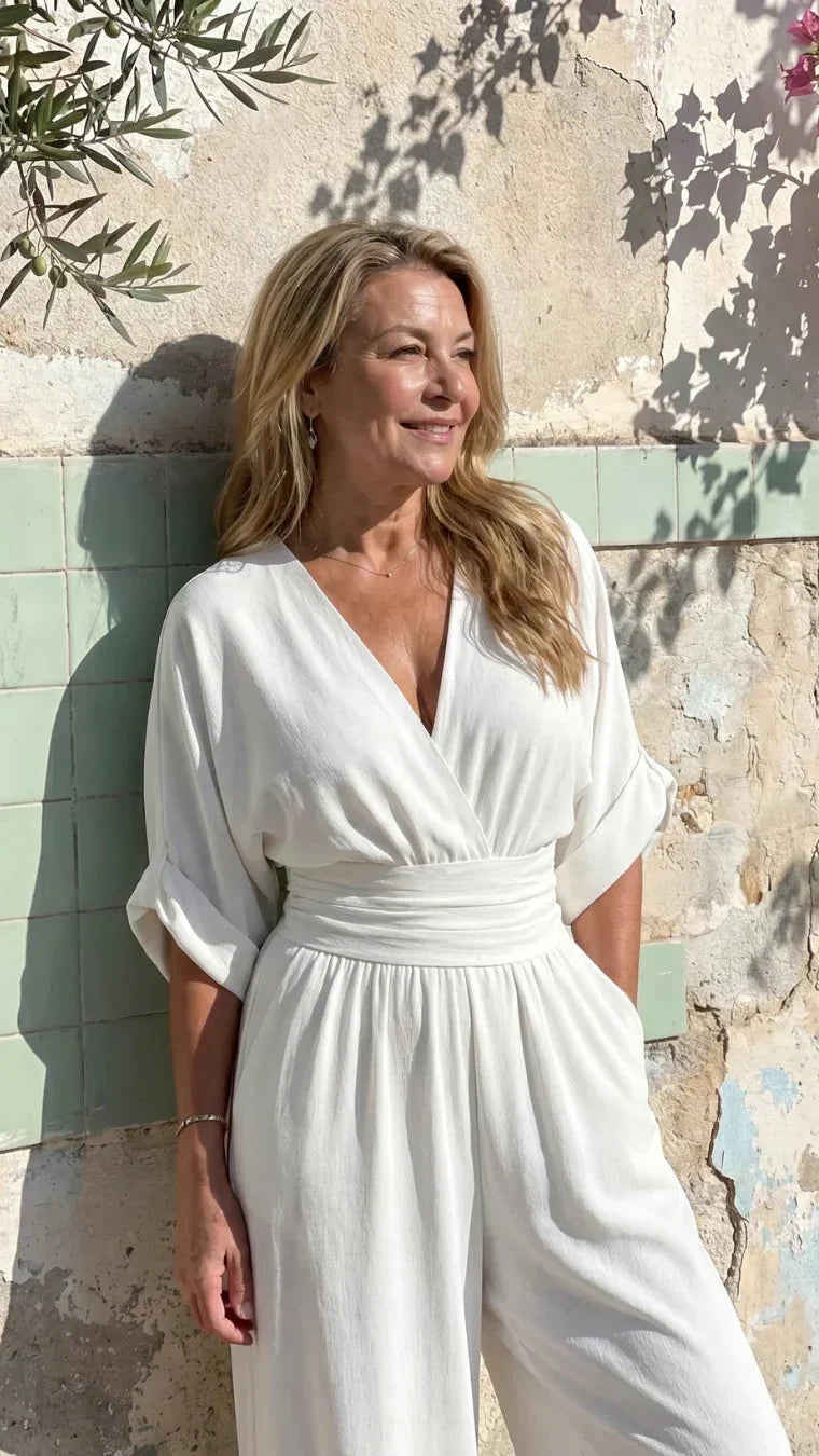 Emene | Jumpsuit Elegante de Pierna Amplia y Escote en V