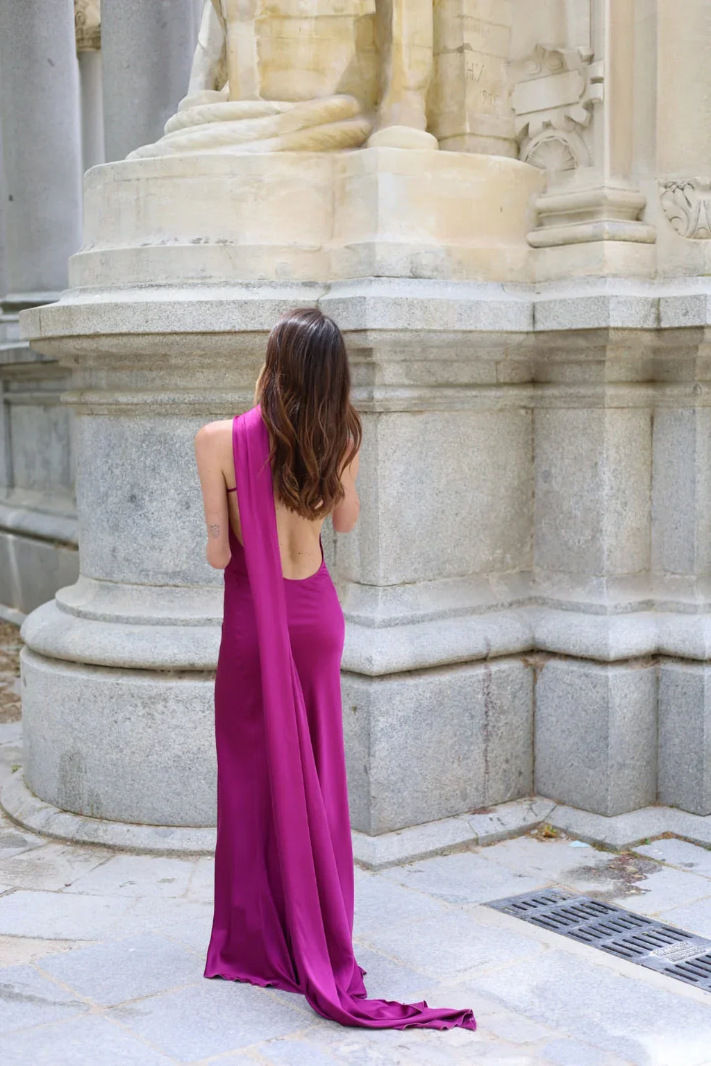 Vestido de Fiesta Largo de Satén con Espalda Descubierta y Cinta - Cannes