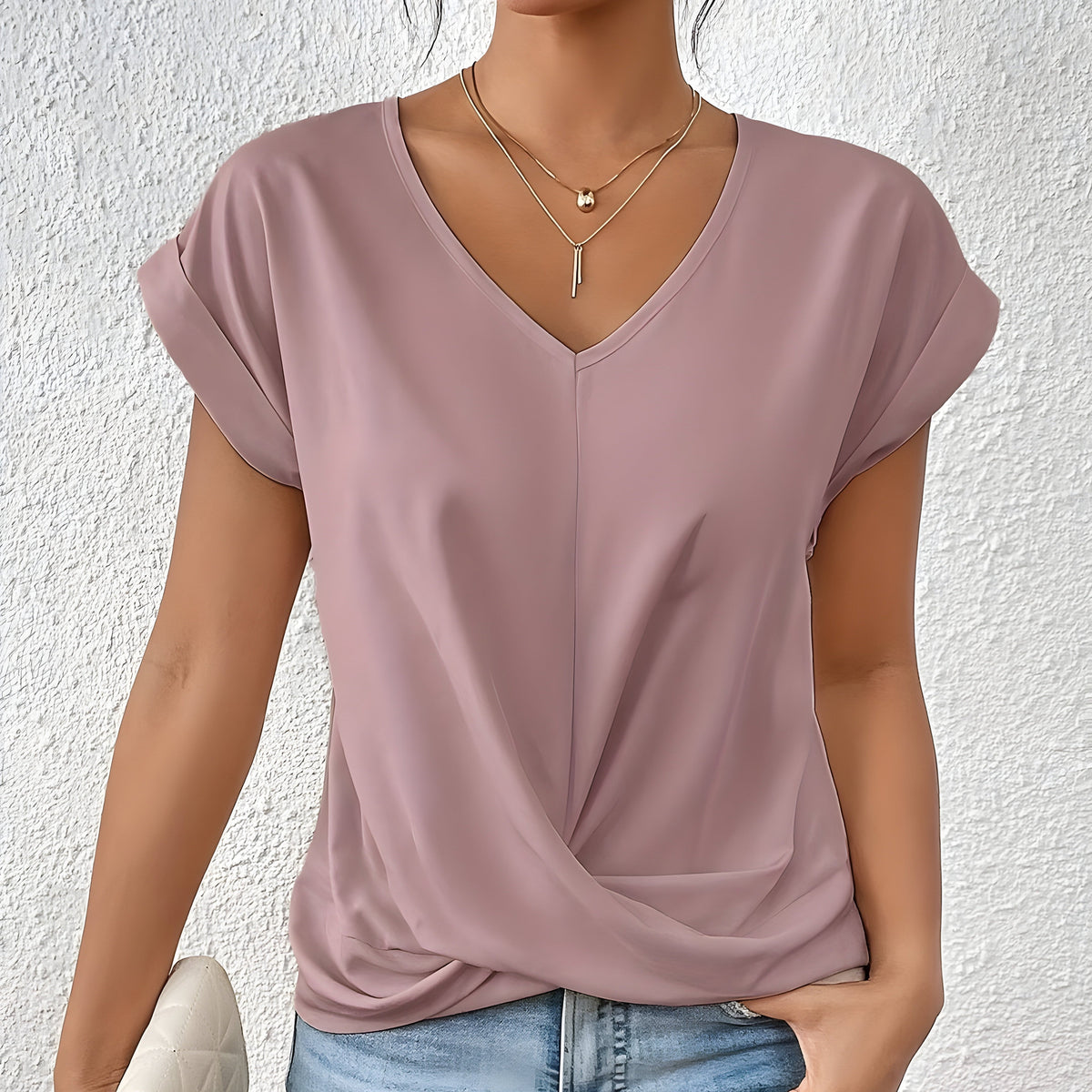 Bella | Top Clásico Cuello en V con Detalle Twist