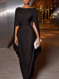 Vestido Femenino Largo Negro con Mangas Capa y Drapeado – Ônix