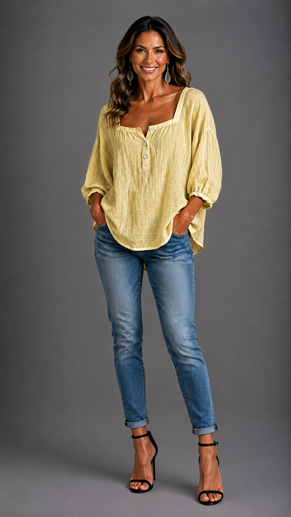 Amelia | Blusa sencilla de cuello cuadrado y manga larga