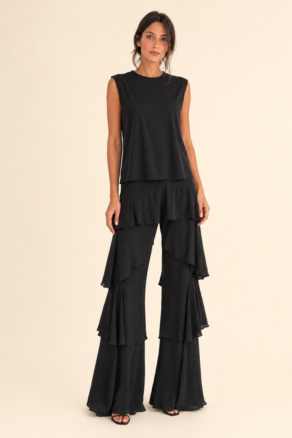 Conjunto Top Cropped y Pantalón Palazzo con Volantes en Capas – Noir
