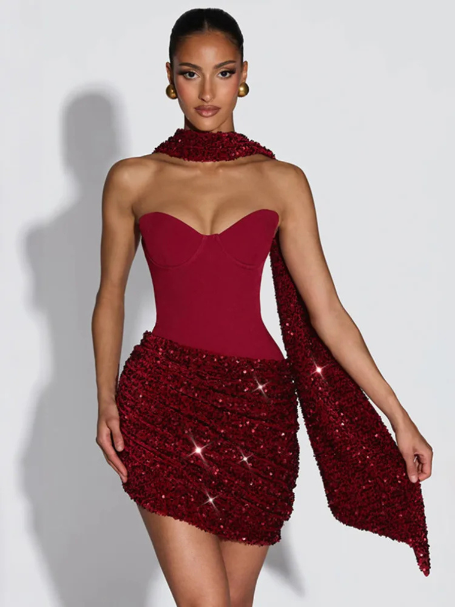 Vestido Corto de Lentejuelas Strapless con Drapeado – Gatsby