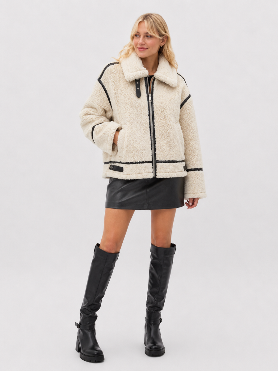 Chaqueta Femenina Afelpada Teddy con Detalles en Cuero – Oslo
