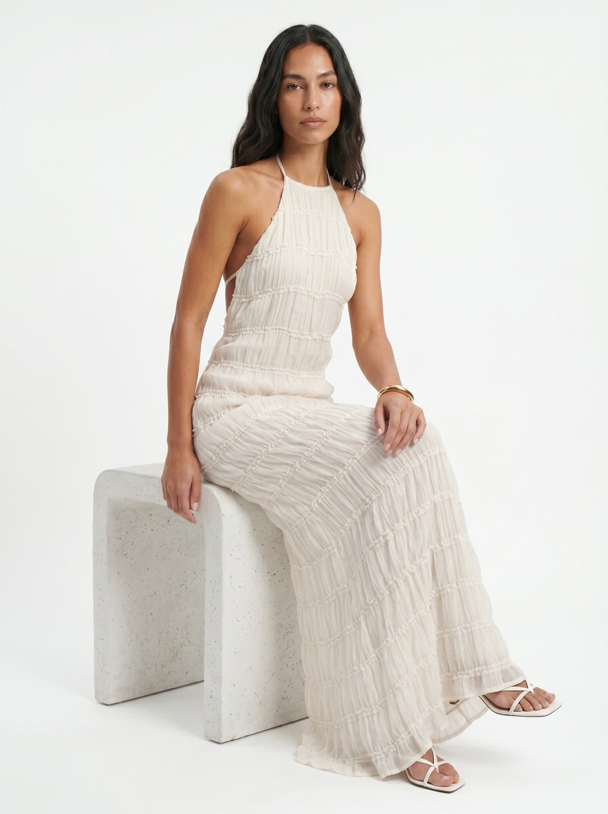 Vestido Largo Cuello Alto con Textura en Relieve y Espalda Descubierta - Anacapri