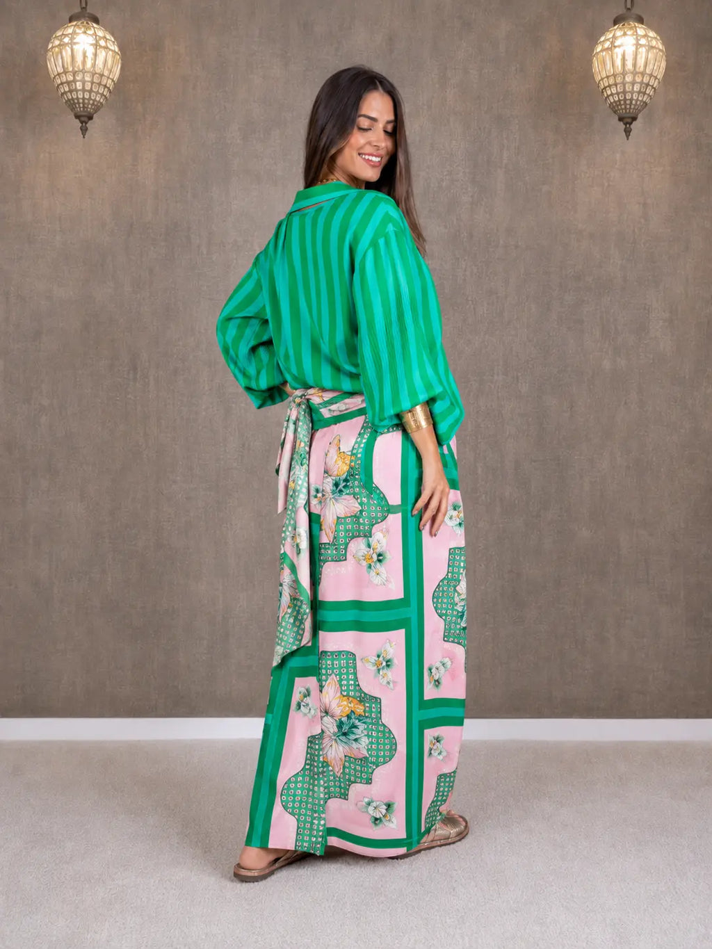 Conjunto Rosa Estampado de Tigre con Camisa y Falda Larga - Jaipur