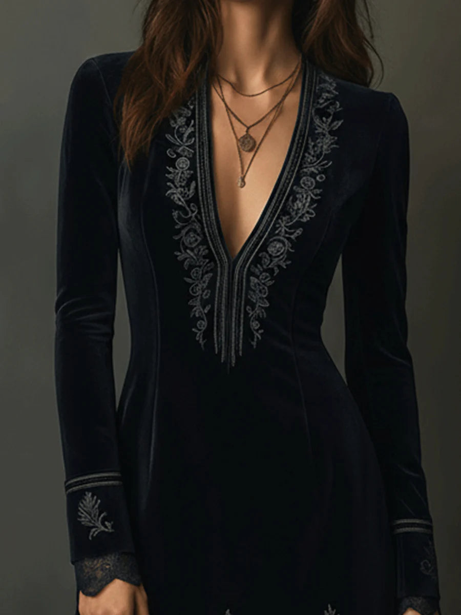 Vestido Femenino Corto Retro de Terciopelo con Encaje Bordado – Ravena