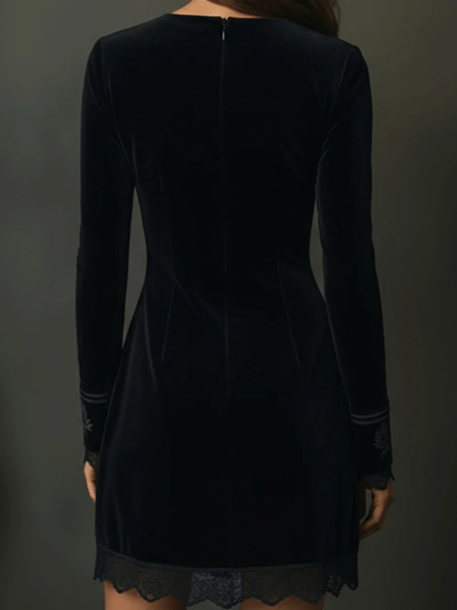 Vestido Femenino Corto Retro de Terciopelo con Encaje Bordado – Ravena