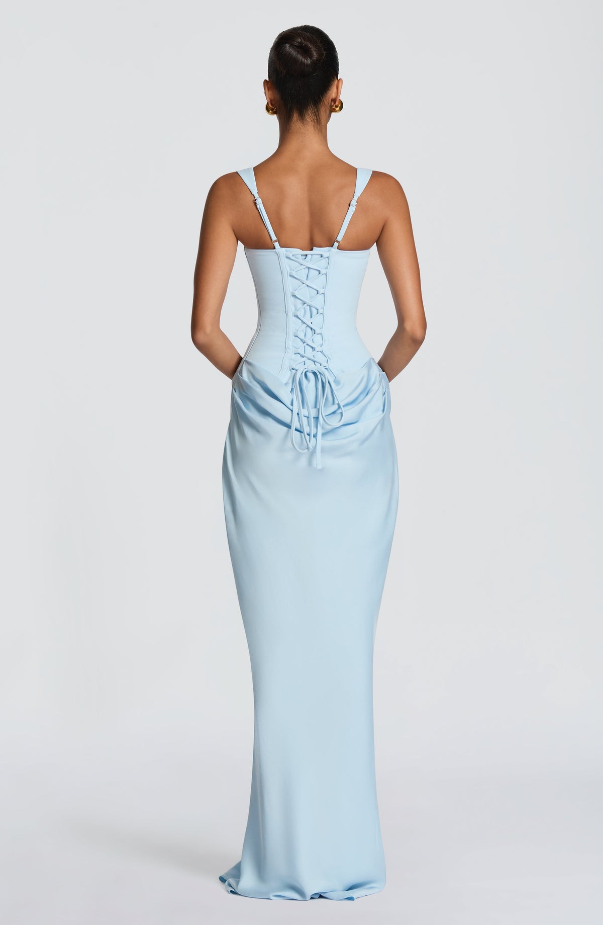 Vestido Largo con Corsé Estructurado y Escote Cuadrado – Mia