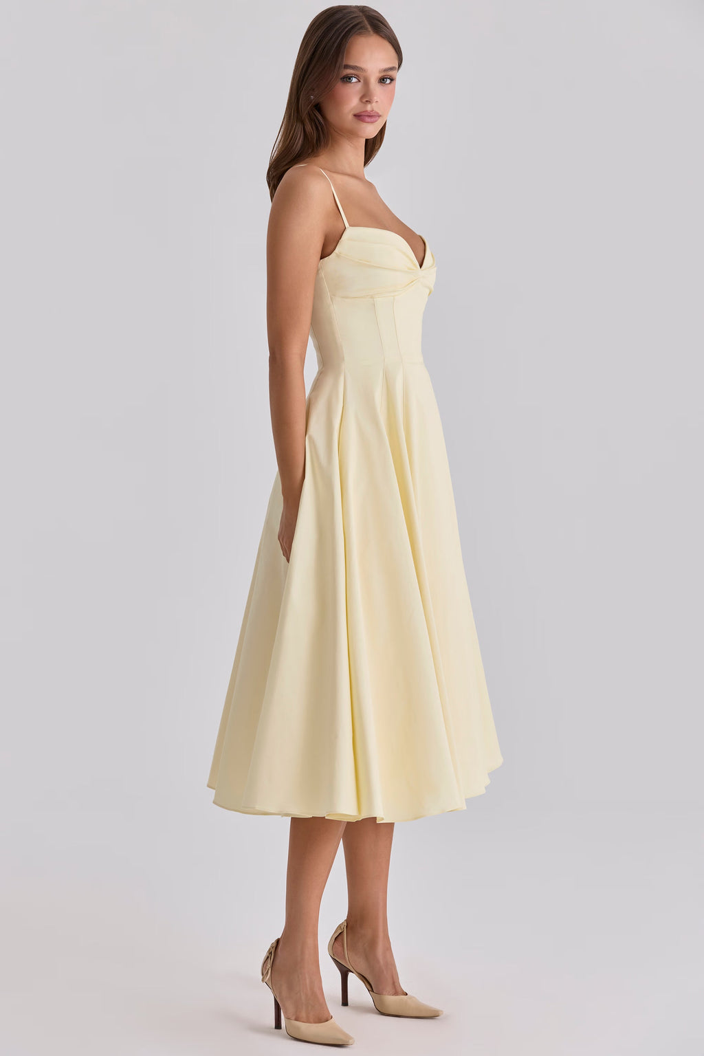 Vestido Midi Evasé con Escote Corazón - Amalfi